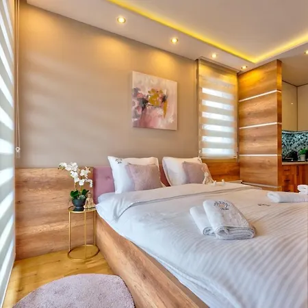 Apartment Pino D'oro Onore Zlatibor