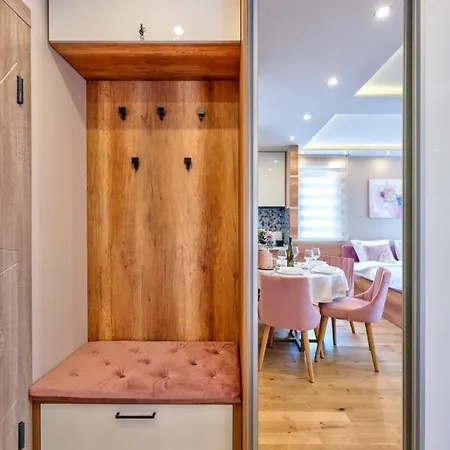 Pino D'oro Onore Daire